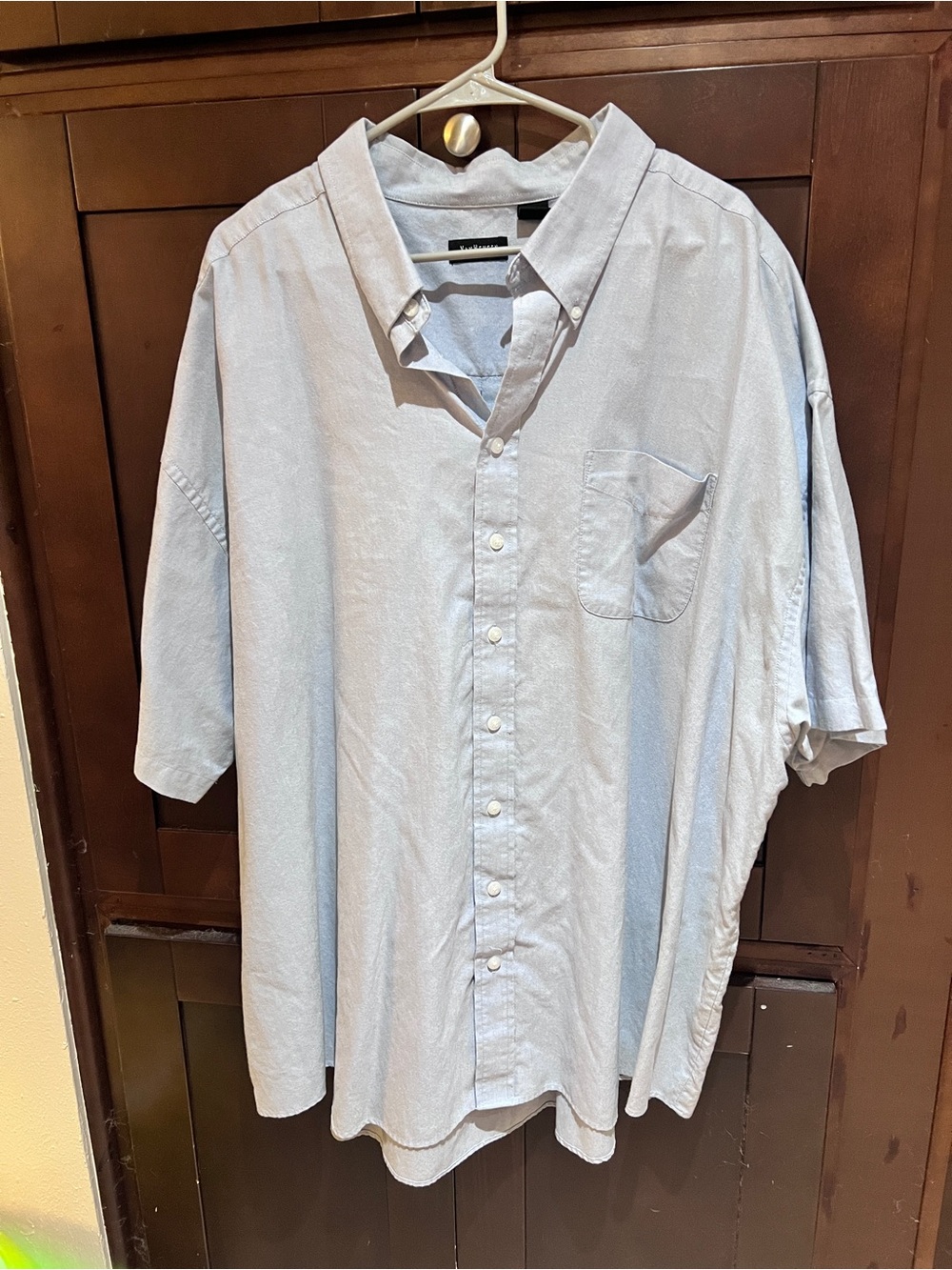 Men's 4XL Short-Sleeve Button-Down Shirt